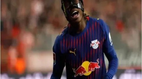 克內克特高效表现，20分6板4助，米西贡献双20，状元添11分3助